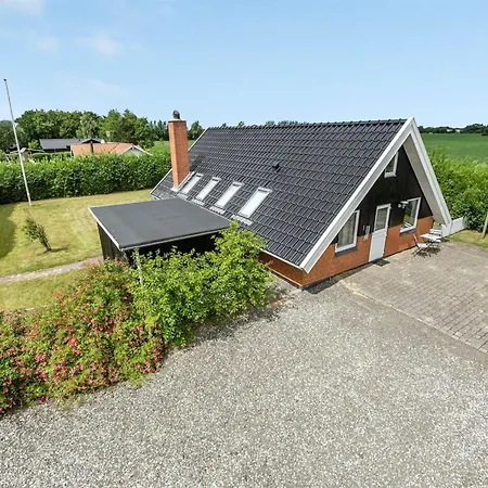 Earline - 900m To The Fjord By Interhome Feriehus *